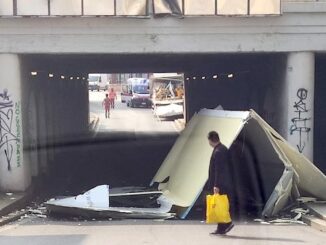 Gallarate tir ponte incastrato