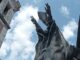foto della statua di paolo VI al Sacro Monte di Varese
