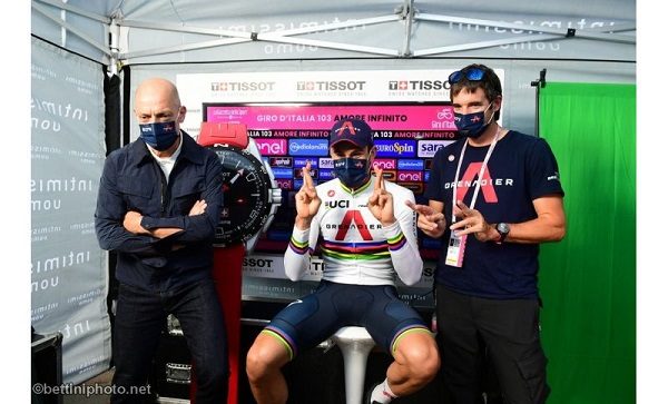 ciclismo ganna record ora