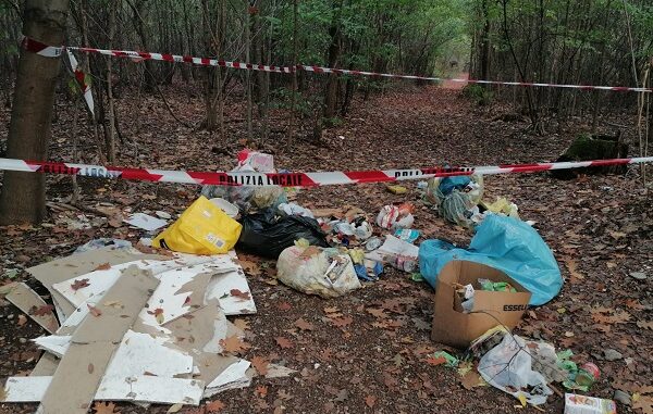 magnago rifiuti fototrappole scuole