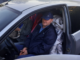 busto coppia dorme auto