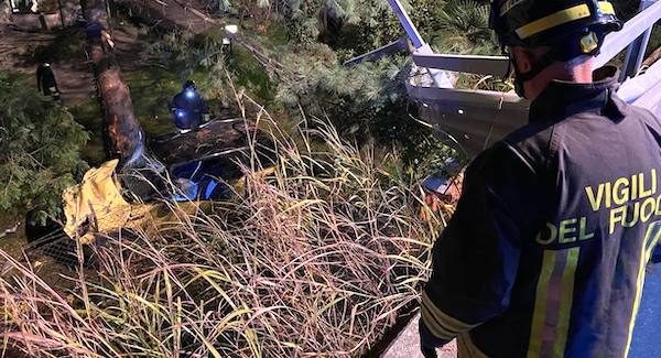 Luino colmegna auto fuoristrada