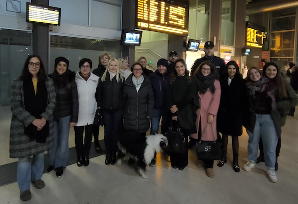 Gallarate stazione donne violenza