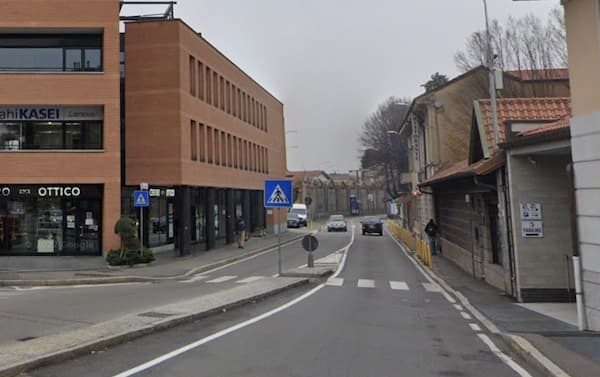 Gallarate mamma bambino investito