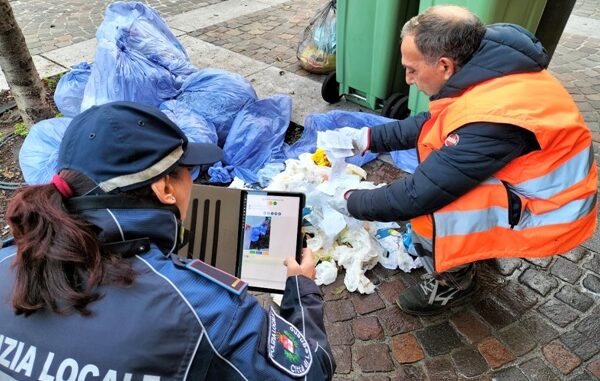 legnano rifiuti controlli raccoltapuntuale