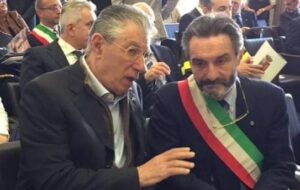 Nella foto Umberto Bossi incontra Attilio Fontana