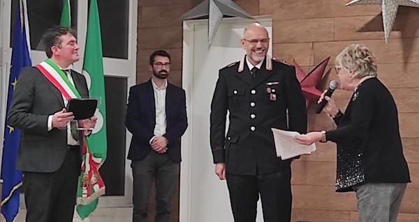 Albizzate carabiniere gatti padelatt