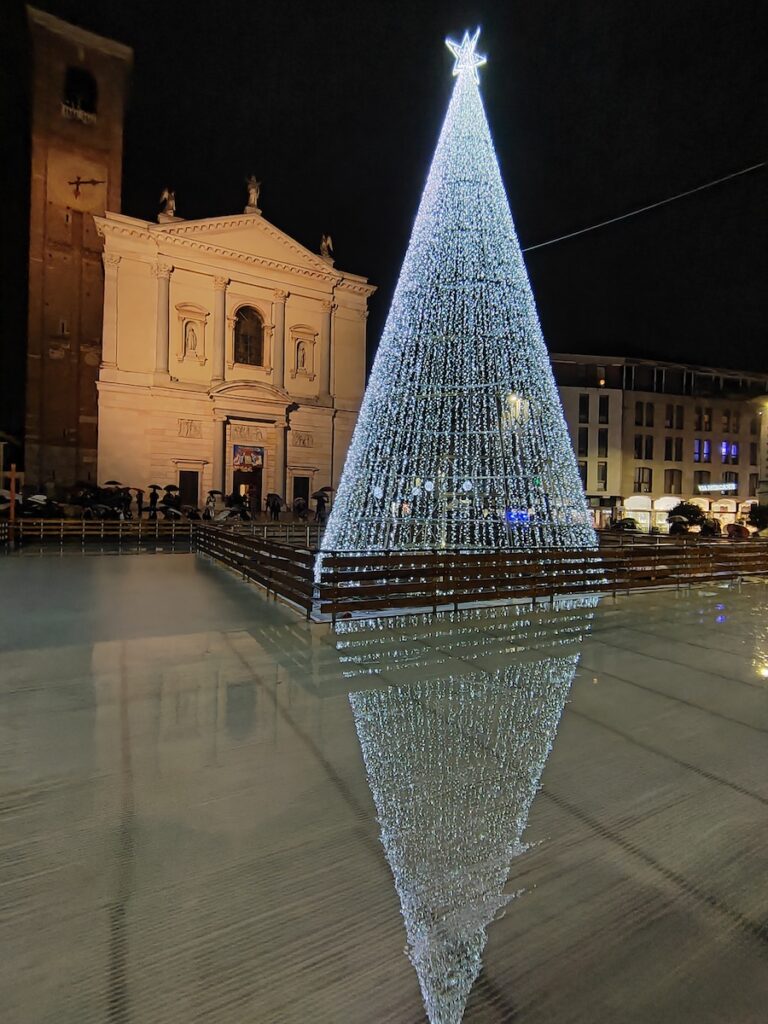 gallarate accensione albero 2022
