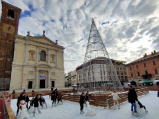 Gallarate natale foto negozi