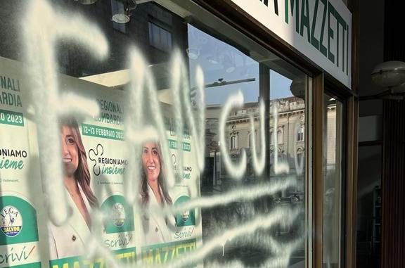 Gallarate mazzetti point vandali