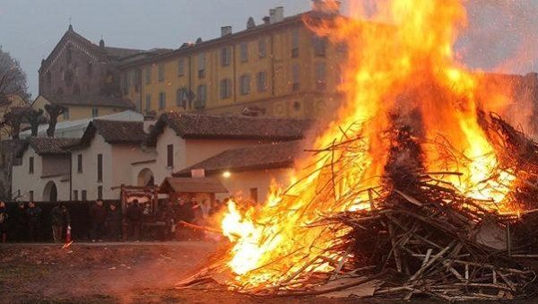 morimondo falò santantonio tradizioni