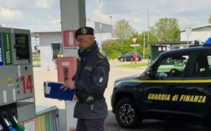 finanza benzina gasolio