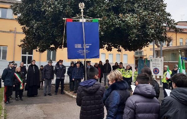 olgiateolona scuola cerimonia giornodellamemoria