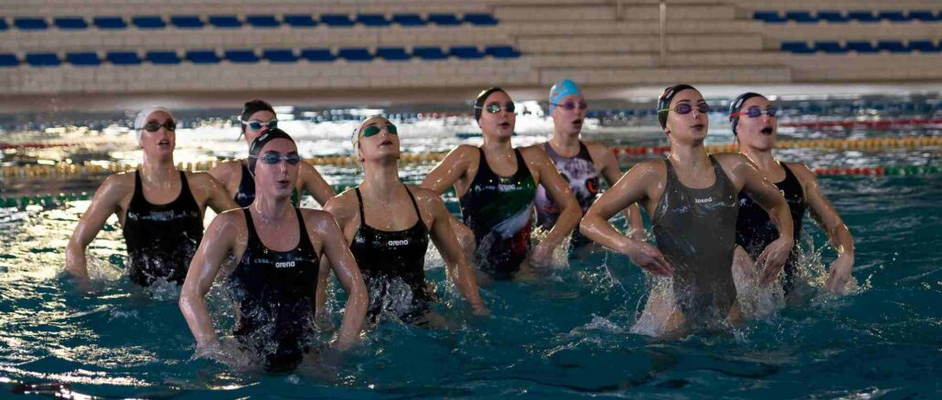 Busto Nuoto Sincro Assoluti Invernali