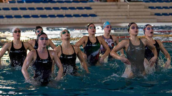 Busto Nuoto Sincro Assoluti Invernali