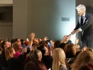 busto claudio baglioni sociale 01