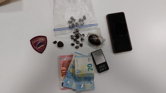 varese spaccio arrestato 17enne