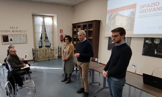 varese nuovo informagiovani spazi 01
