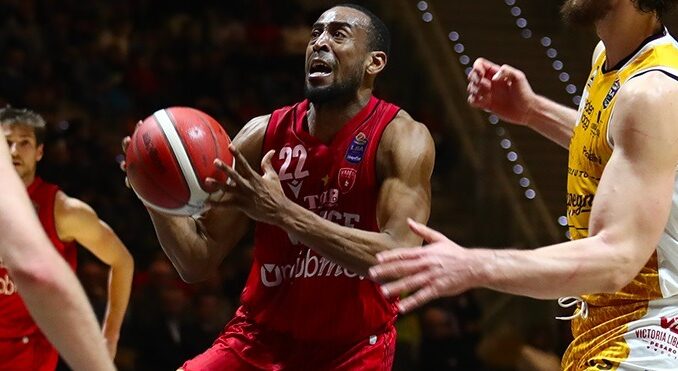 Openjobmetis Varese Campionato Pesaro