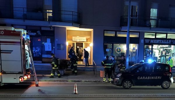 Sesto calende incendio condominio