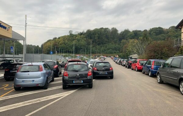 parcheggio selvaggio Cantello