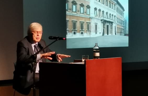 varese-sgarbi-david-porno-04