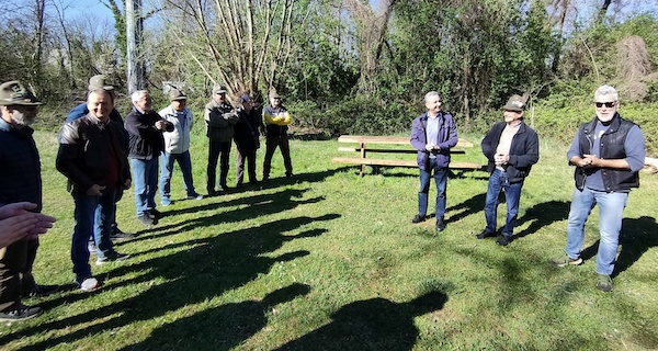 Cassano tavoli legno parco