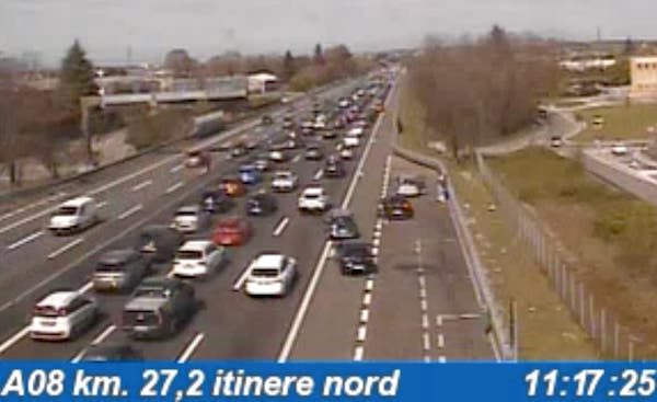 BUSTO ARSIZIO - Code per traffico intenso sin dalle prime ore del mattino e traffico paralizzato in più tratti per tre incidenti avvenuti