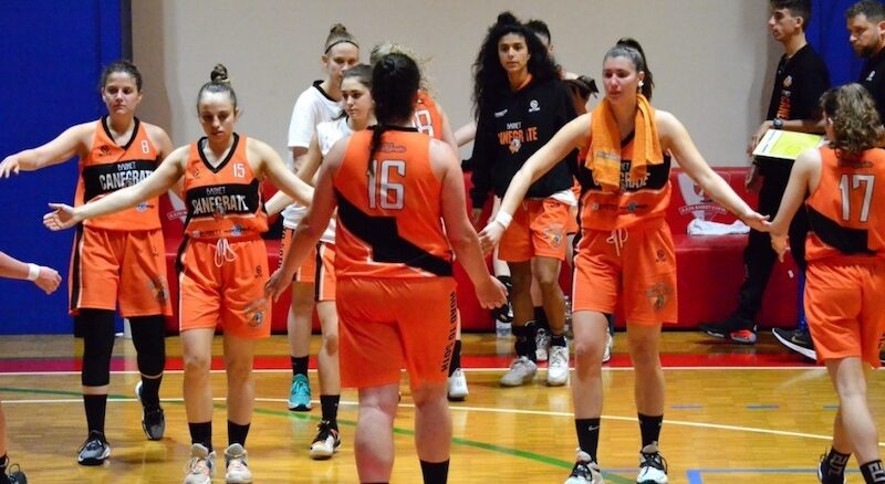 anegrate basket calcio tiroconlarco