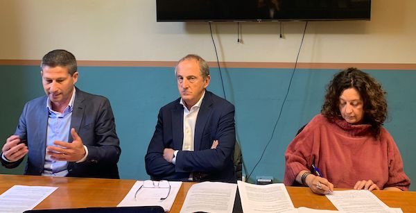 Busto bando distretto commercio