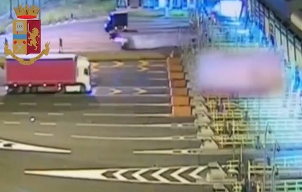 milano incidente a4 psicosi