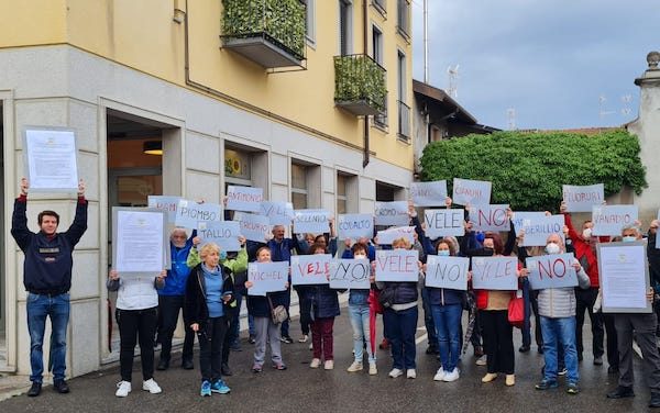 cerromaggiore discarica benecomune flashmob