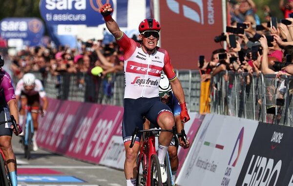 ciclismo giro napoli