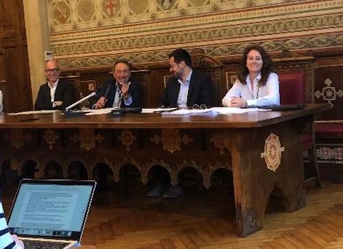 legnano abbiategrasso contributi commercio