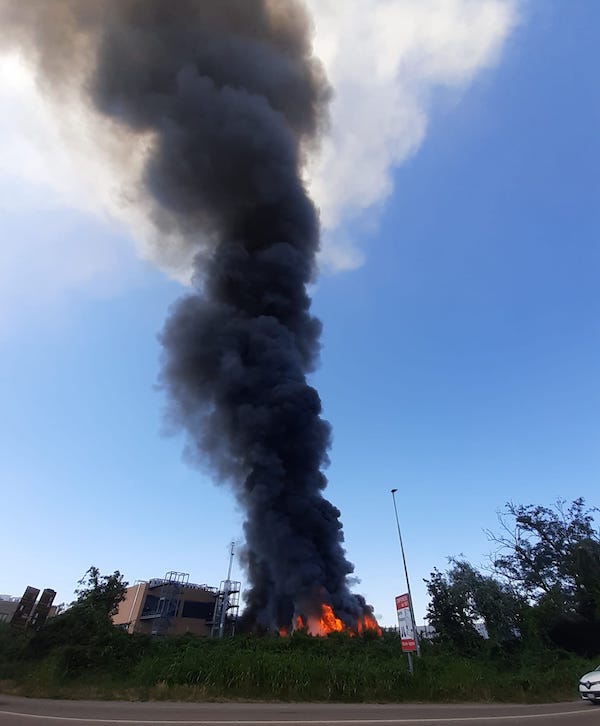 rescaldina incendio ditta