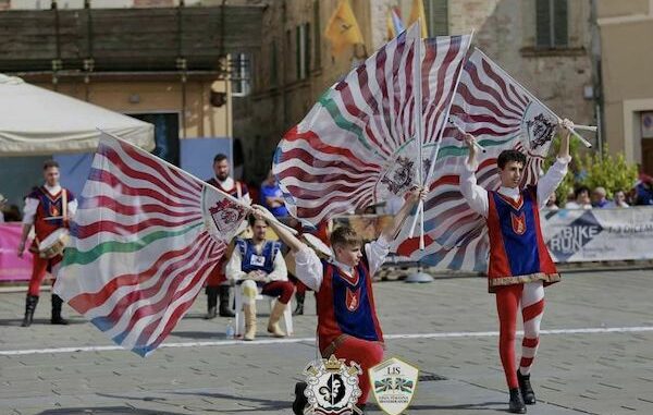 legnano sbandieratori parata foligno