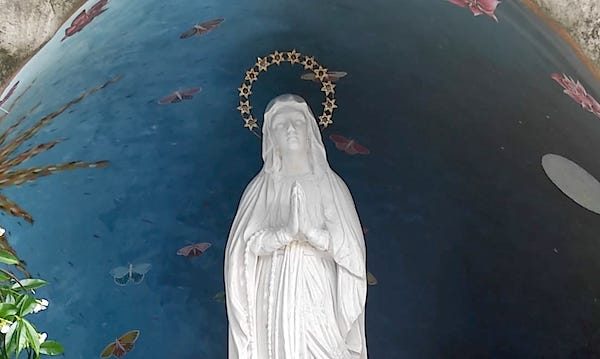gallarate ospedale statua madonna