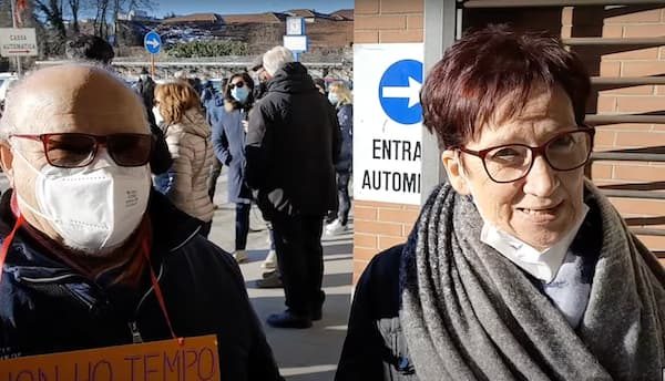 Gallarate ospedale fiaccolata malati
