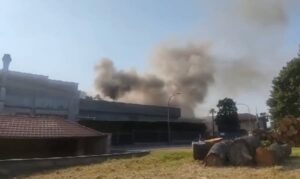 Sumirago incendio varesina stampi