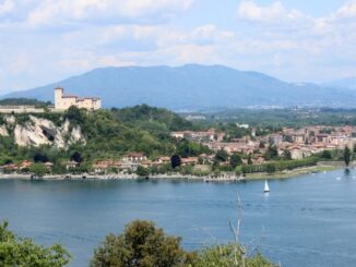 turisti laghi lombardi