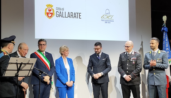 Gallarate encomi polizia locale