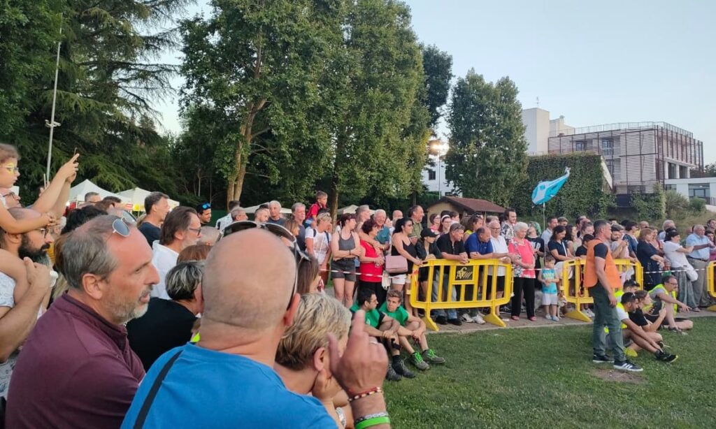 vergiate vince palio lago