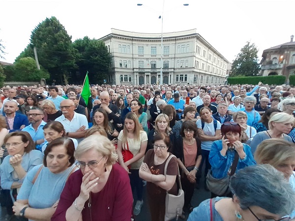 ospedale gallarate manifestazione