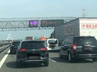 legnano autostradaA8 incidente code