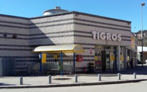 Laveno Mombello rapina tigros