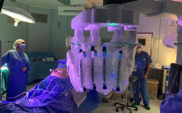 Varese ospedale chirurgia robotica