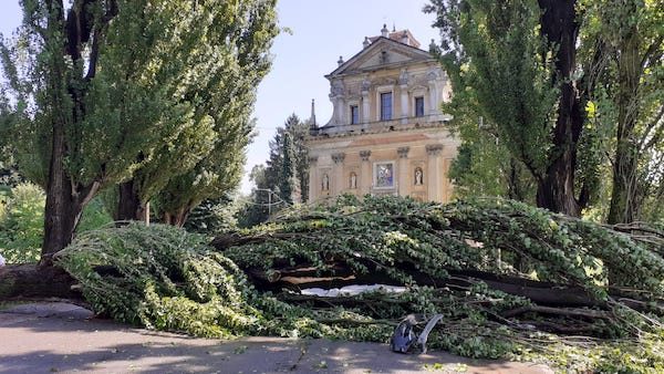 Maltempo nubifragio gallarate busto