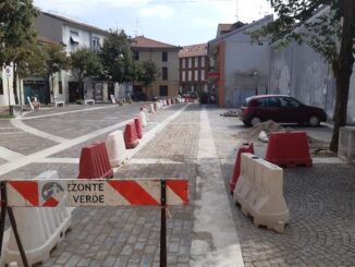 canegrate lavori centro commercio