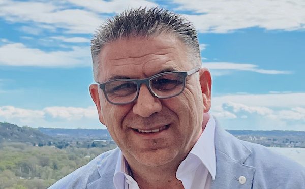 Angera dimissioni Antonio Campagnuolo