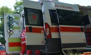 Gallarate incidente motociclista rotonda